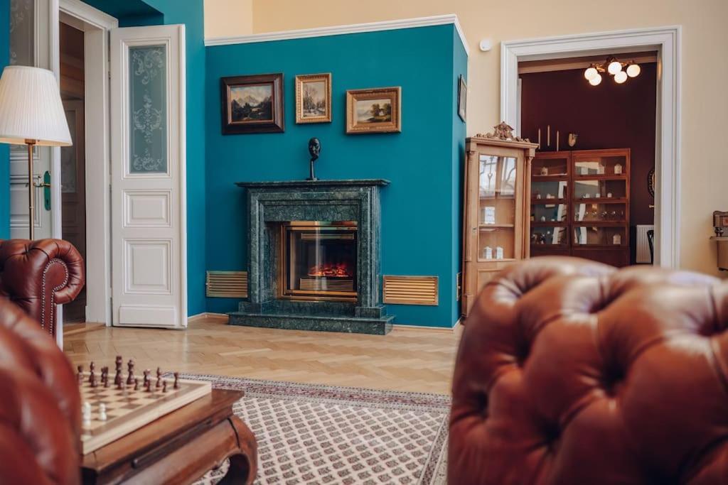 Magnificent Historical Penthouse In The Heart Of Prague Appartement Buitenkant foto