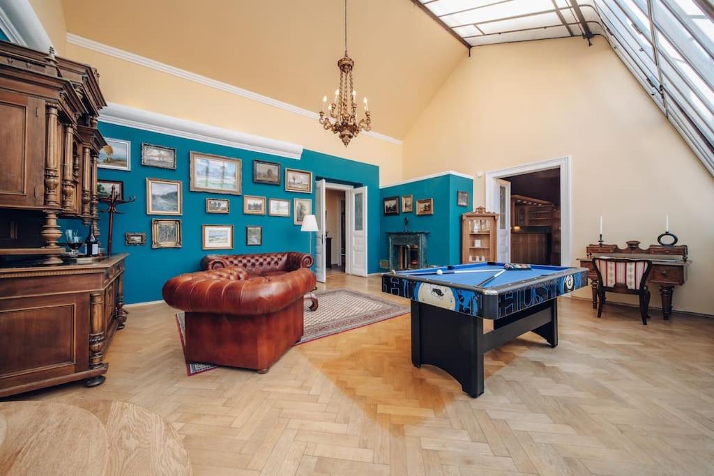 Magnificent Historical Penthouse In The Heart Of Prague Appartement Buitenkant foto