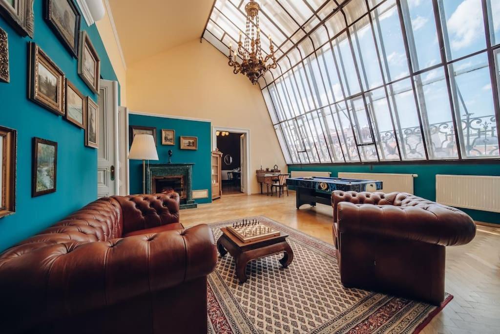 Magnificent Historical Penthouse In The Heart Of Prague Appartement Buitenkant foto