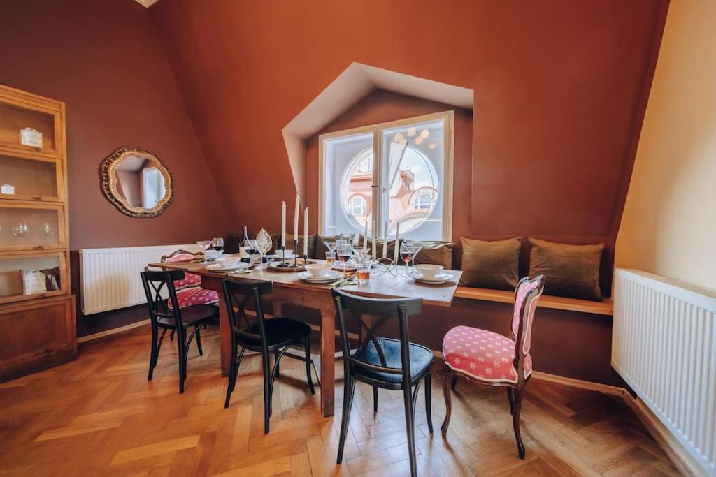 Magnificent Historical Penthouse In The Heart Of Prague Appartement Buitenkant foto